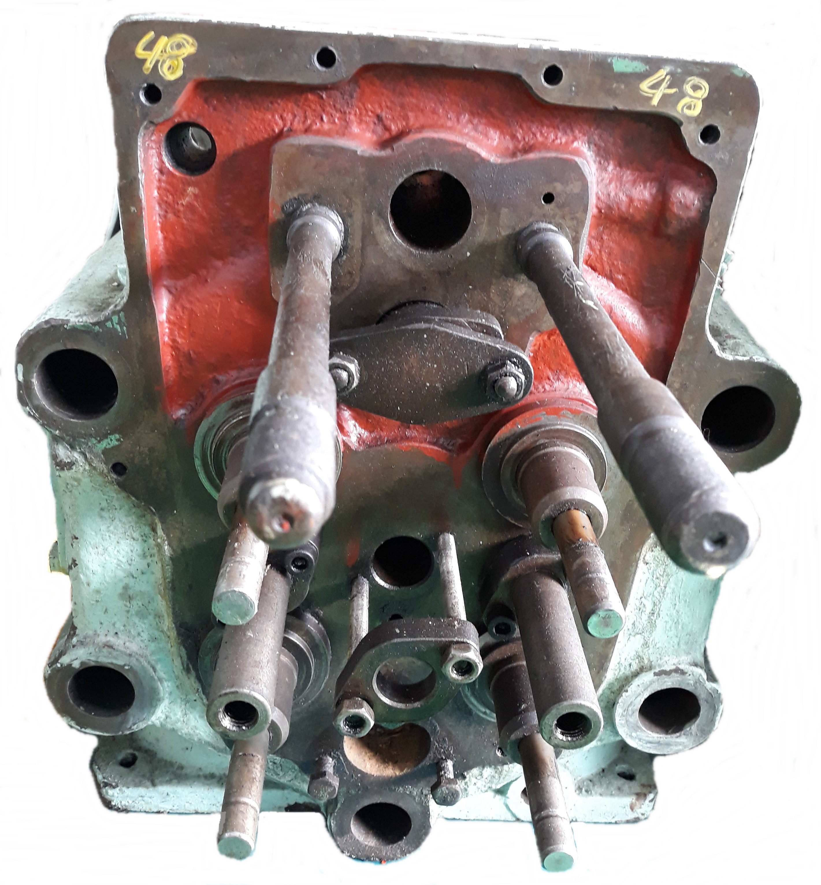 CYLINDER HEAD FUJI 260